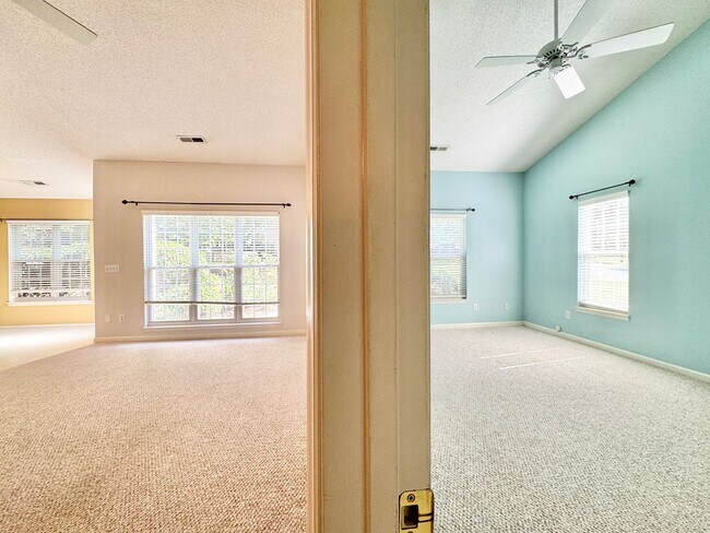 Building Photo - 4800 Corinthian Way