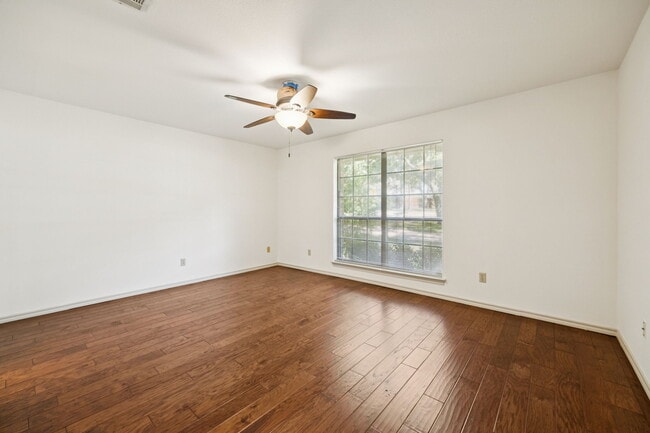 Building Photo - 2200 Shadow Creek Ct