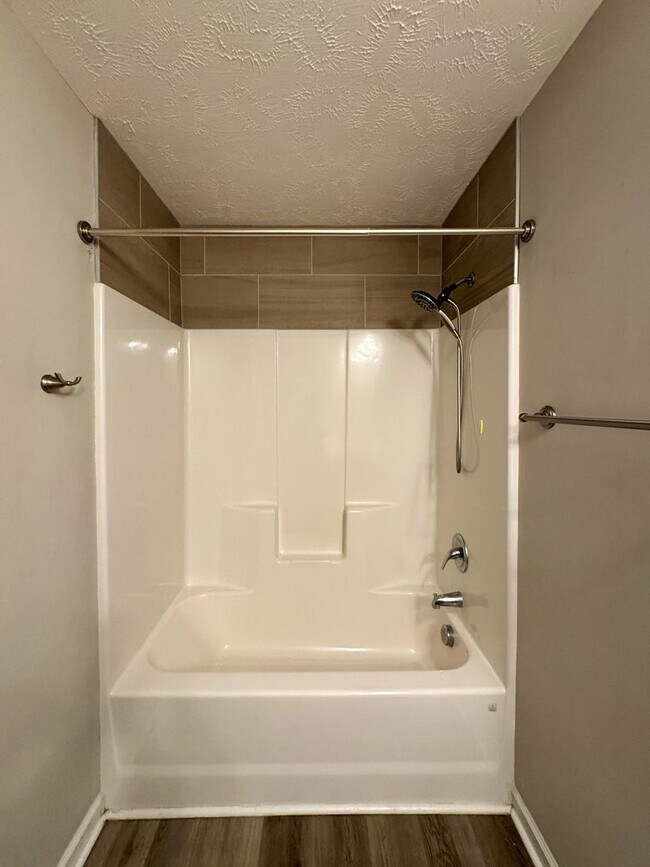 Building Photo - Well-Maintenance 4 Bed 2.5 Bath Hoke County Home