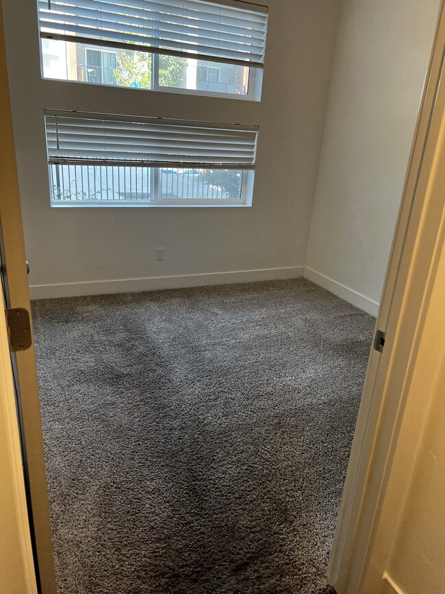 Second bedroom - 875 S Depot St