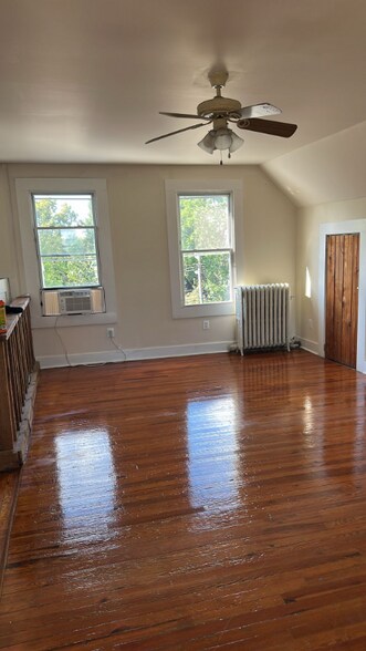 Building Photo - 503 Hanover St