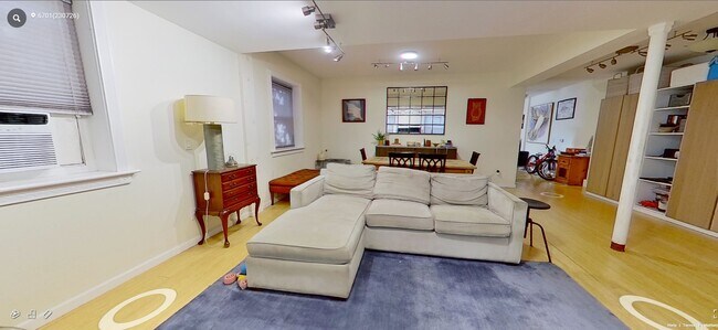 Building Photo - 67 Seeley St