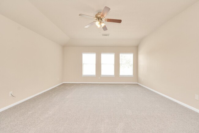 Building Photo - 25206 Hazel Ranch Dr