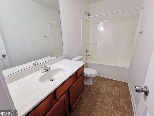 Building Photo - 2073 Executive Dr
