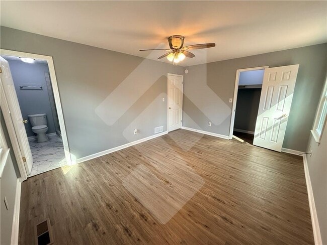 Building Photo - 4502 Alder Ln