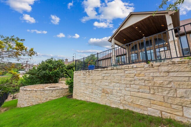 Building Photo - 6717 Davenport Divide Rd