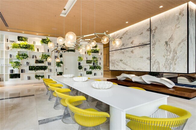 Building Photo - 45 SW 9th St