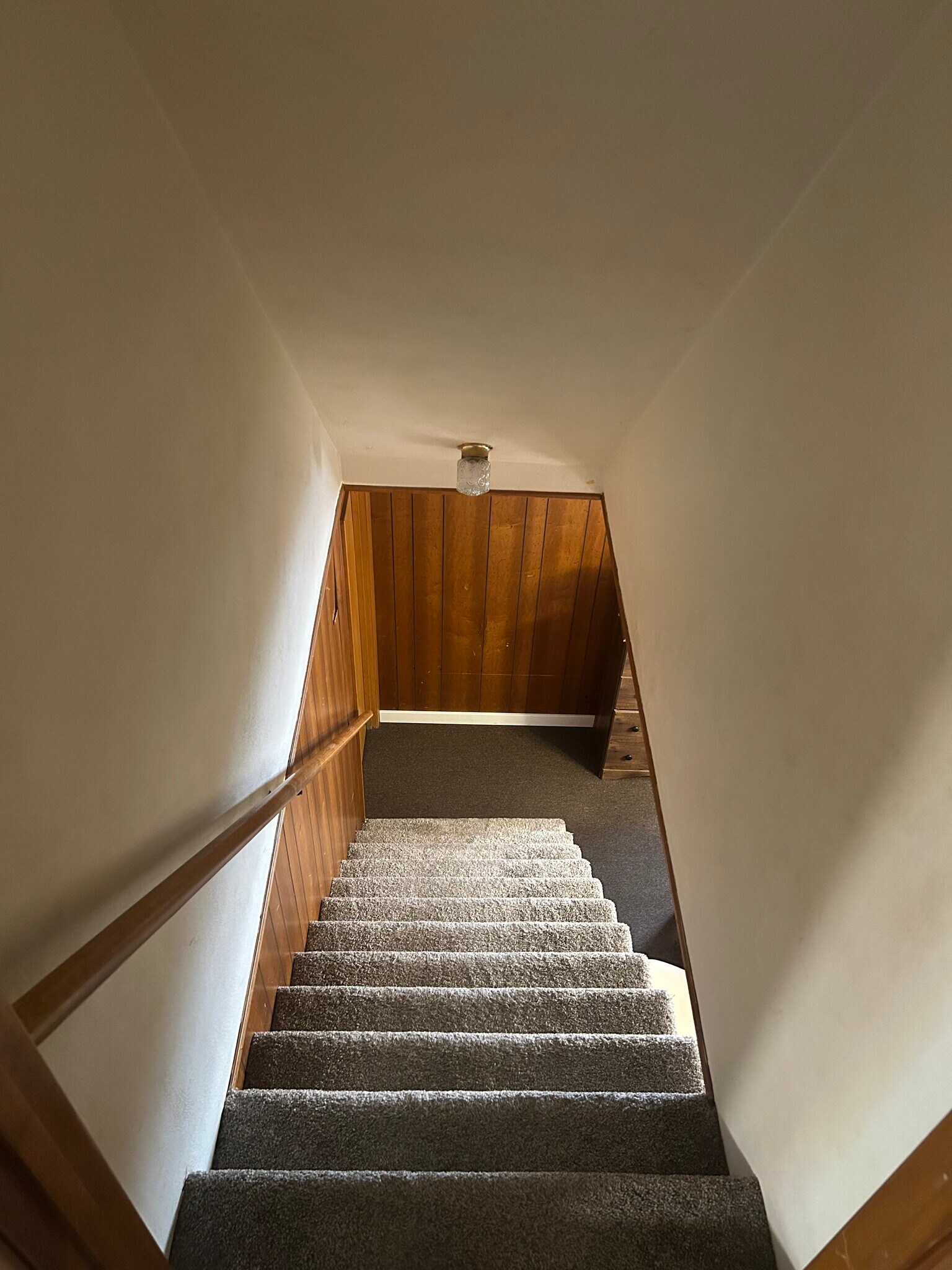 Building Photo - 454 Hutton Ln