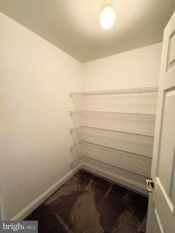 Building Photo - 82 Brecknock Ct
