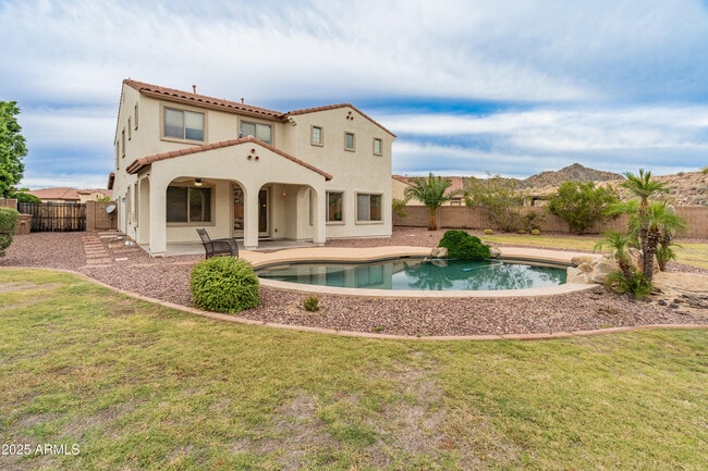 Building Photo - 29553 N 69th Ave