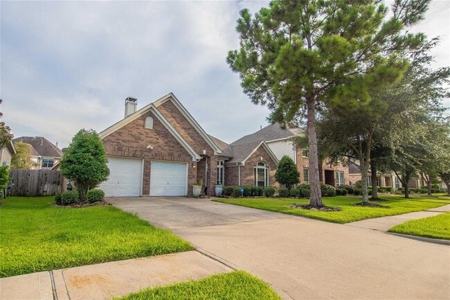 Building Photo - 8847 Distant Woods Dr