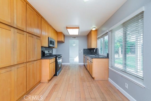 Building Photo - 1135 Tierra Luna
