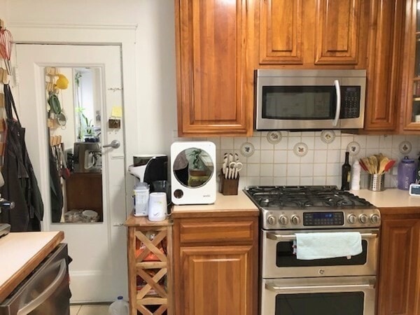 Building Photo - 176 Naples Rd