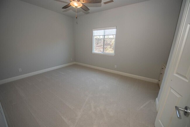 Building Photo - Luxury Unfurnished Single-Story Custom Home for Lease in Copper Ridge