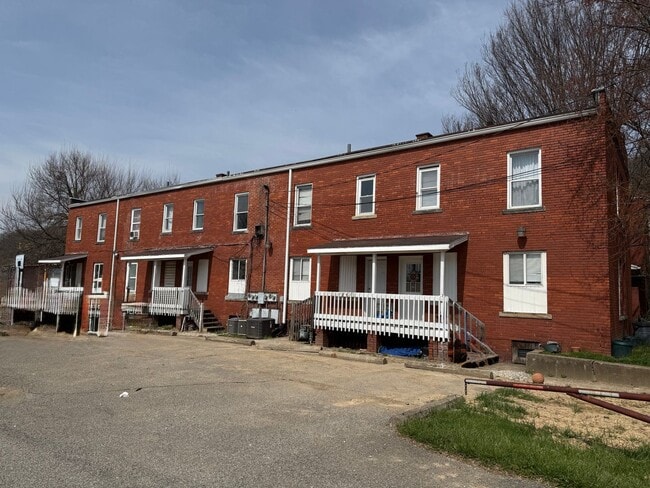 Building Photo - 917 Cart St