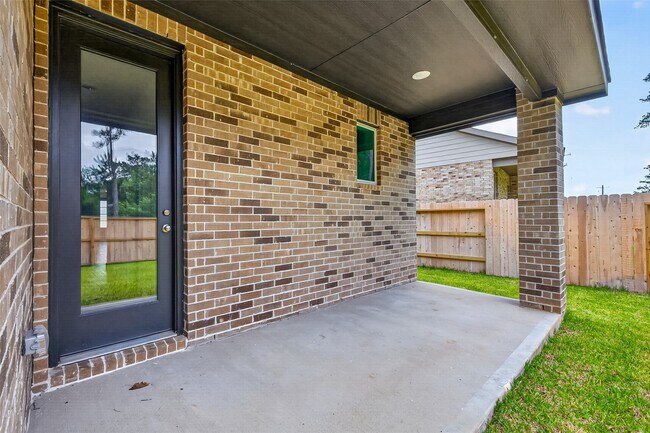 Building Photo - 13071 Pne Trace St