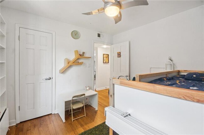 Building Photo - 1355 Euclid Ave NE