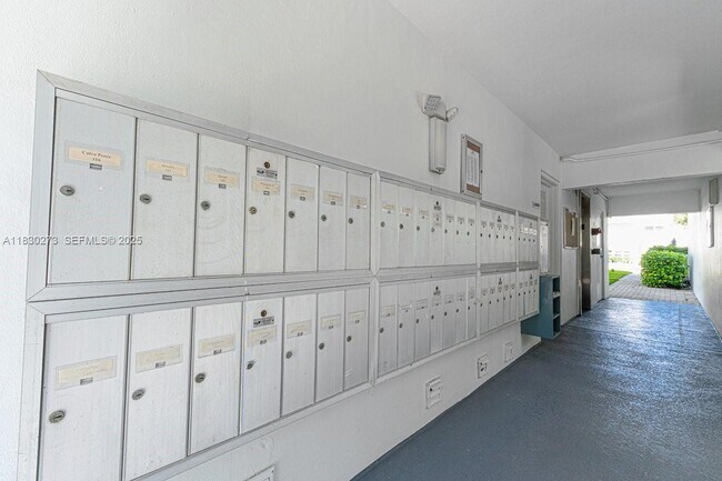 Building Photo - 1501 S Ocean Blvd