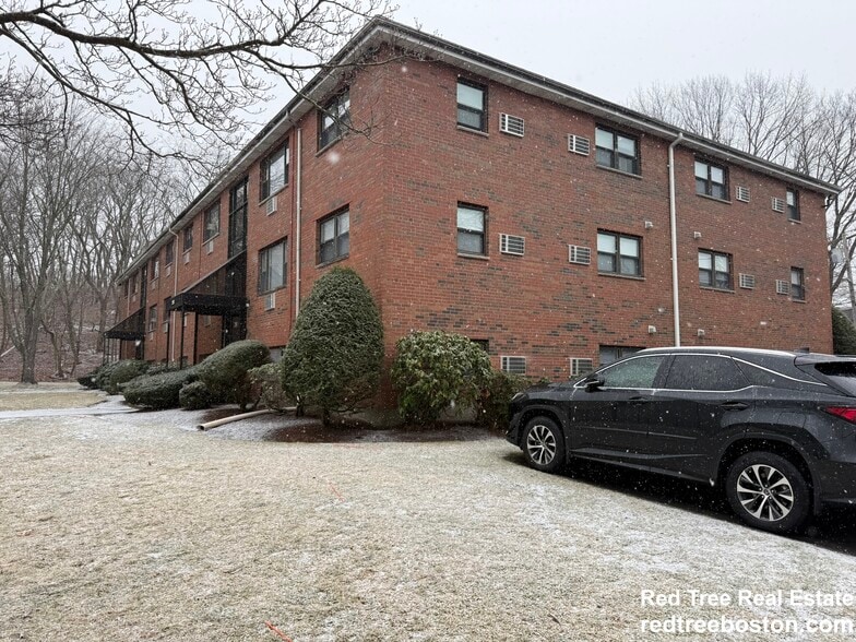 Building Photo - 278 Grove St