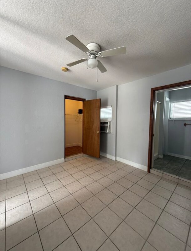 Building Photo - 2725 Uintah Ave