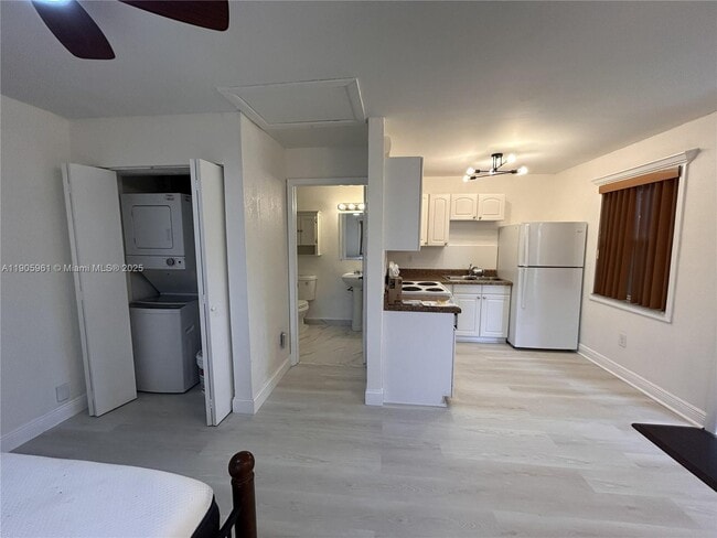 Building Photo - 1644 Jackson St