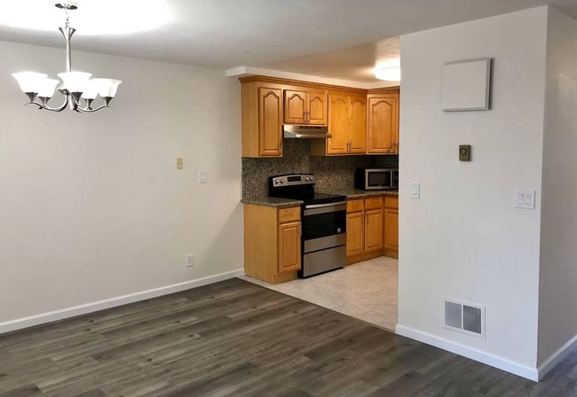 Building Photo - 530 La Conner Dr