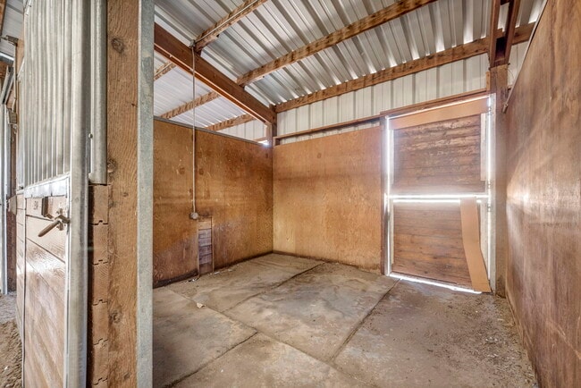 Building Photo - 30 El Caballo Trail