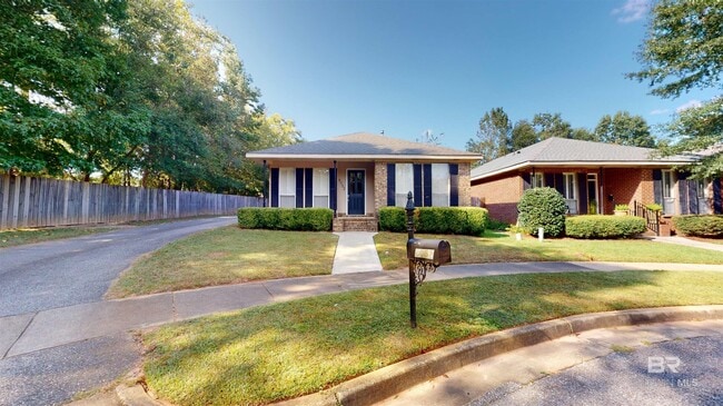 Building Photo - 6052 Magnolia Pl E