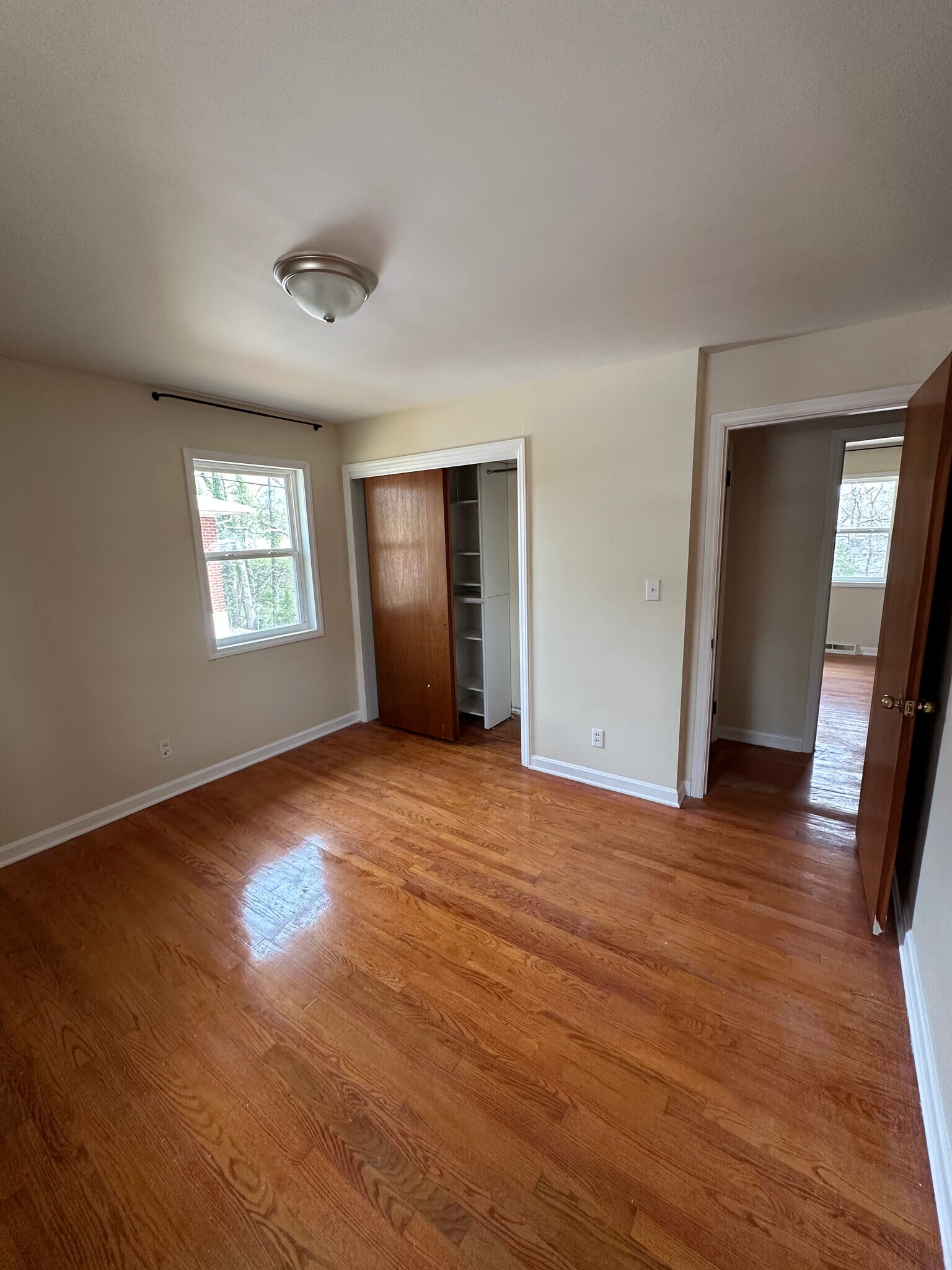 Building Photo - 112 Nor Dan Dr