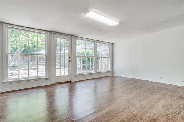 Building Photo - 5415 Bonita Ave