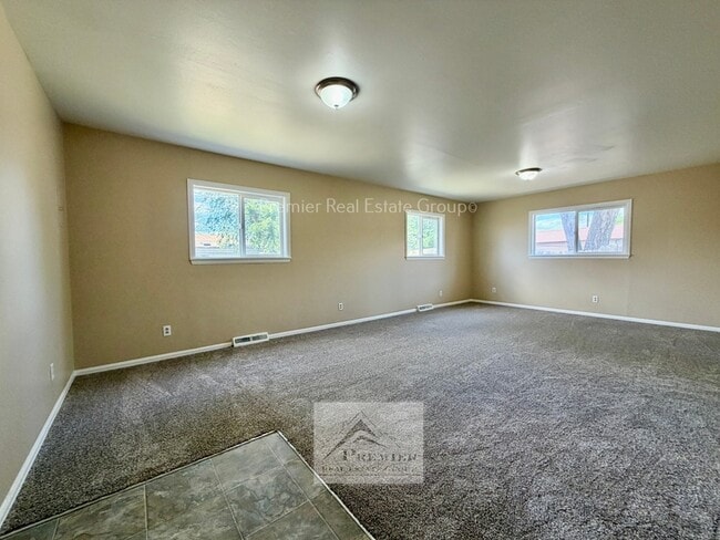 Building Photo - 1132 Norwood Ave