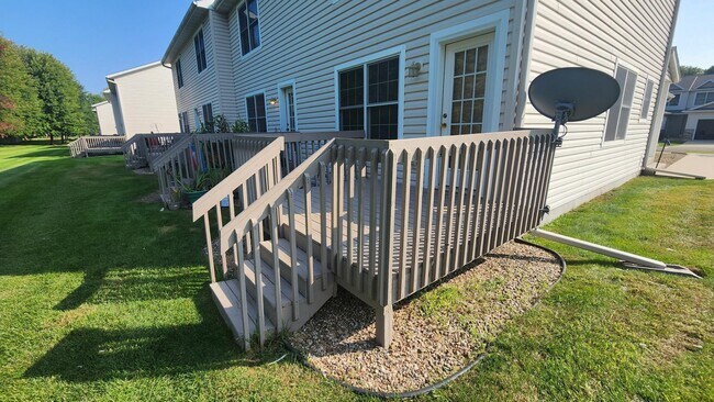 Building Photo - 3037 Venice Ln NW