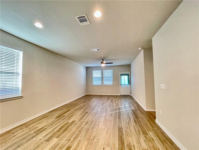 Building Photo - 7628 Leitrim Wy