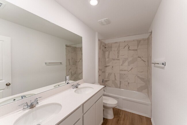 Building Photo - Modern Elegance in Kyle: 3BR Home with Office, Double Vanity, and Stylish Kitchen Island