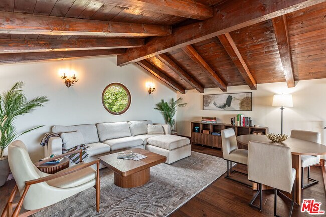 Building Photo - 3775 Puerco Canyon Rd