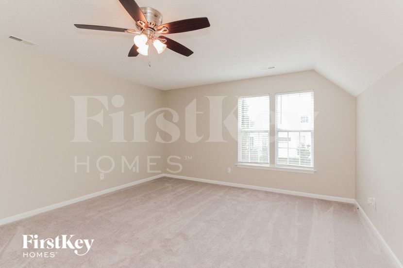 Building Photo - 7336 Rock Island Rd