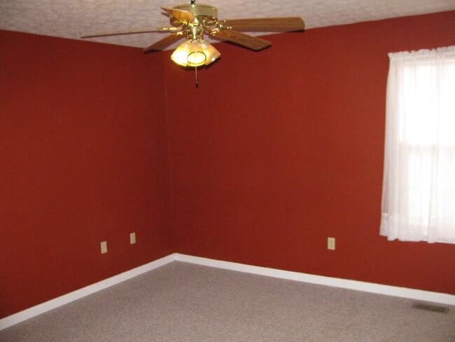 Building Photo - 1008 Ironwood Ct