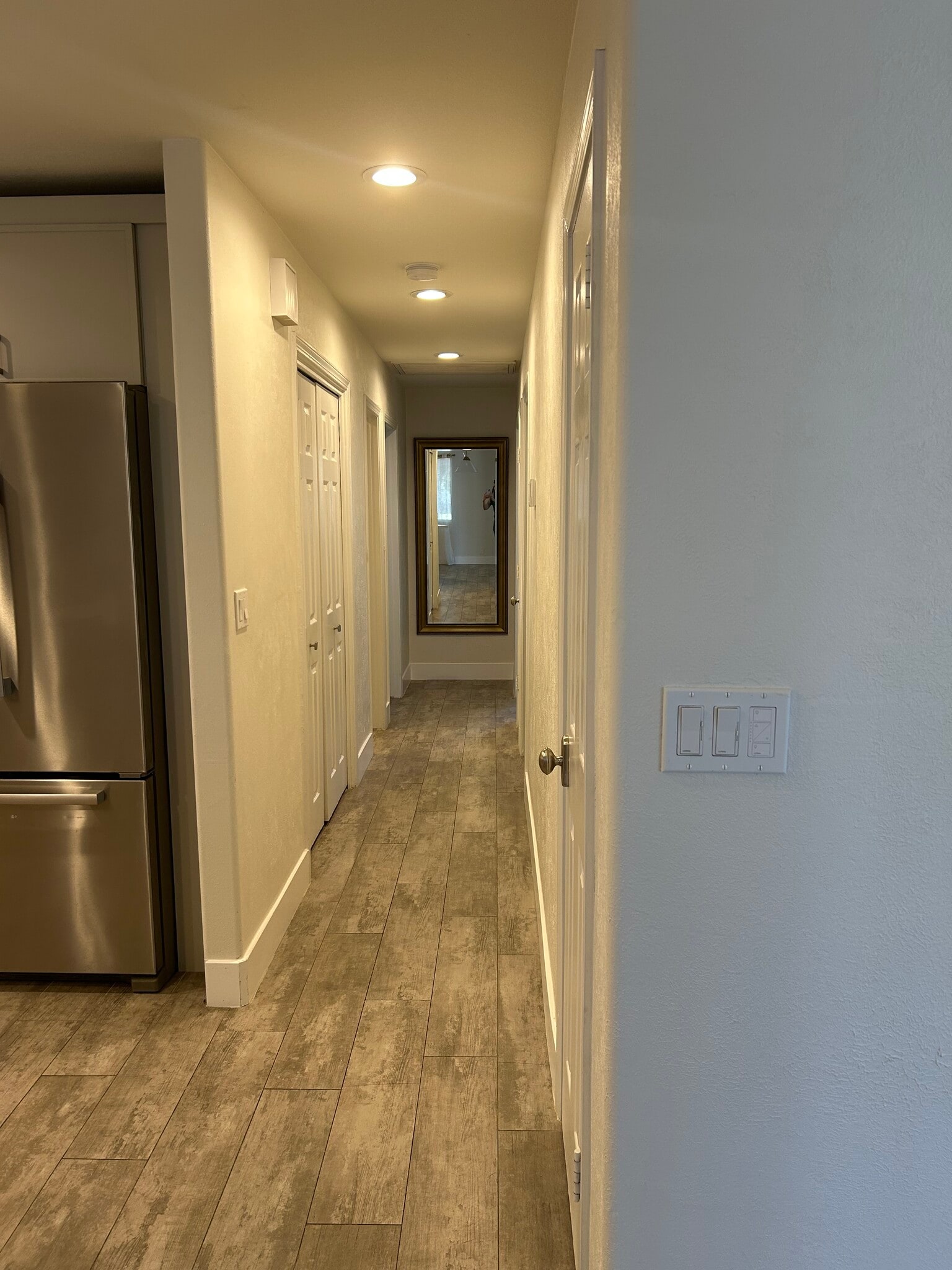 Hallway - 8226 E Mitchell Dr