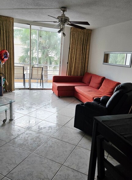 Building Photo - 2935 NE 163rd St