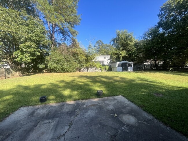 Building Photo - 5925 Tillery Dr