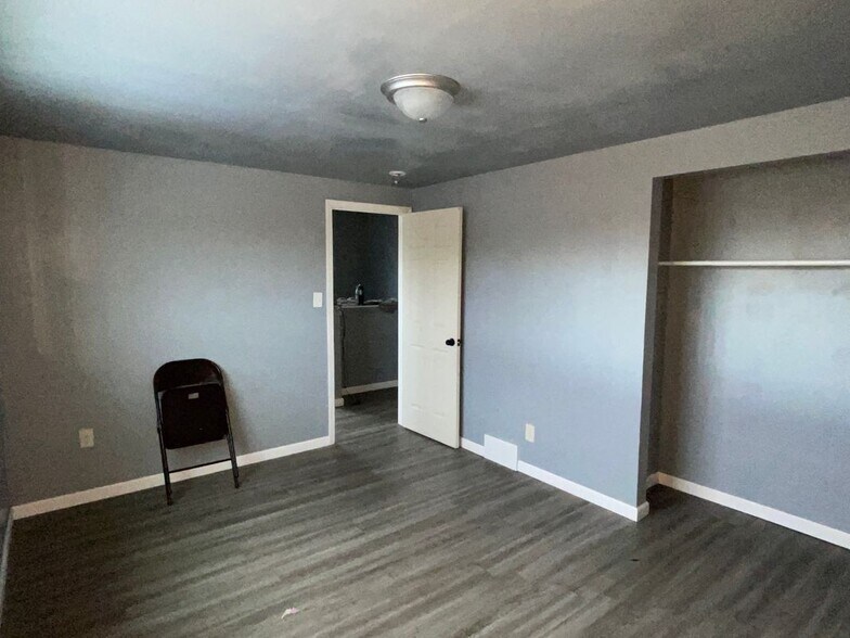 Building Photo - 4552 7th St