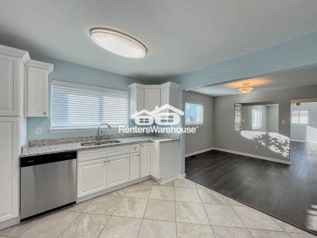 Building Photo - 712 Houdon Ln