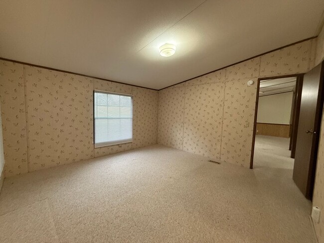 Building Photo - 3 Bedroom 2 Bathroom Home in Greene County, TN