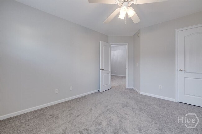 Building Photo - 255 Durham Park Way