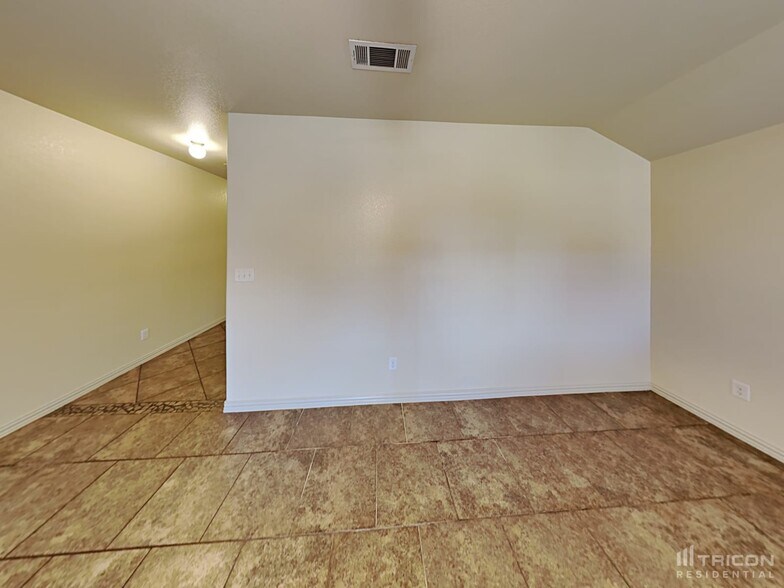Building Photo - 12432 Hunters Mill Trail
