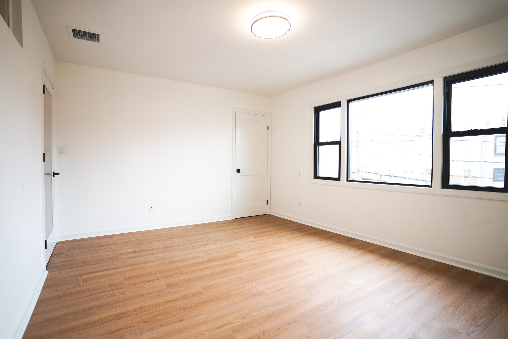 Building Photo - 27 Alan Ter