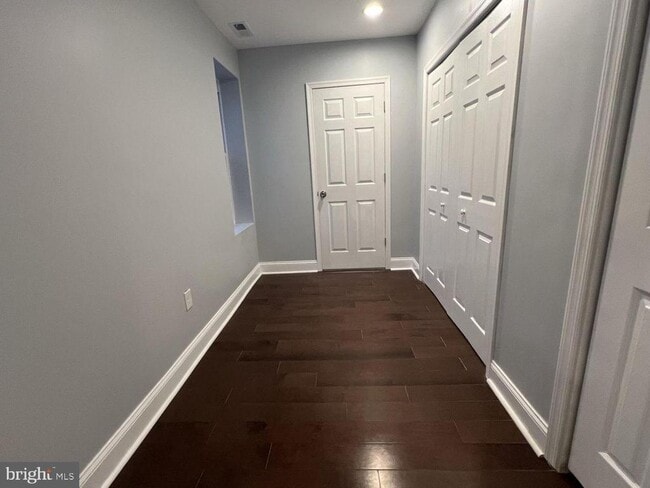 Building Photo - 1607 E Biddle St