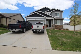 Building Photo - Great Home in Wellington