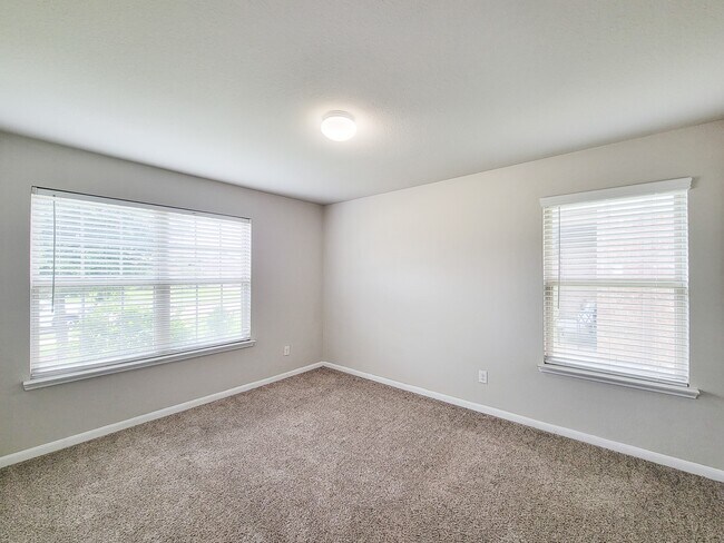 Building Photo - 29614 Breakwater Dr