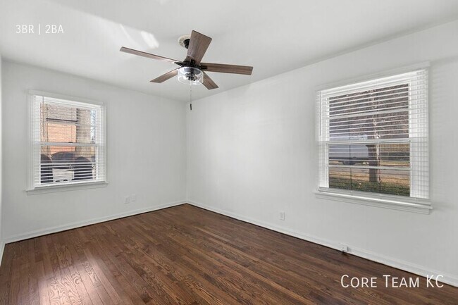 Building Photo - 3906 Booth St